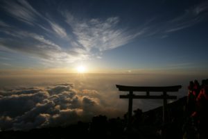 富士山頂からのご来光